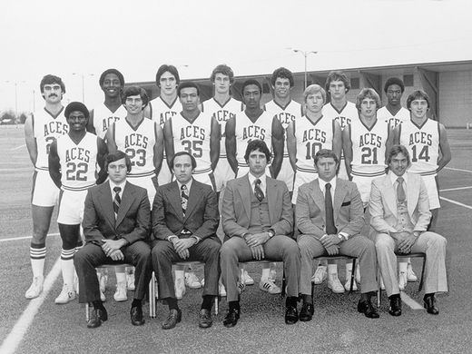 https://acenotes.evansville.edu/photos/3146-1977-team-lg.jpg